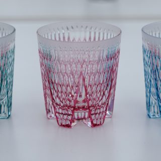 第49回「全国伝統的工芸品公募展」経済産業大臣賞 青山弥生(江戸切子清水)